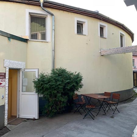 Hotel Sugas Sfântu Gheorghe Bagian luar foto