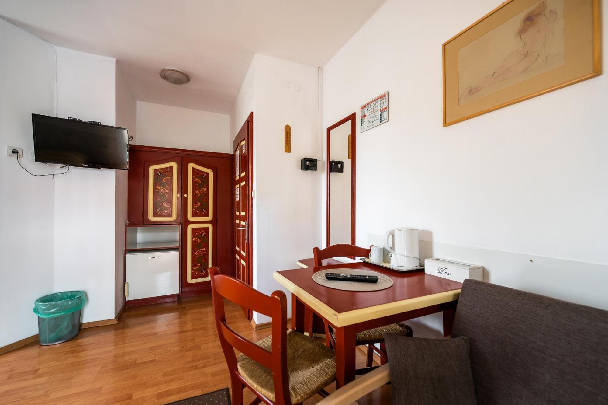 Hotel Sugas Sfântu Gheorghe Bagian luar foto