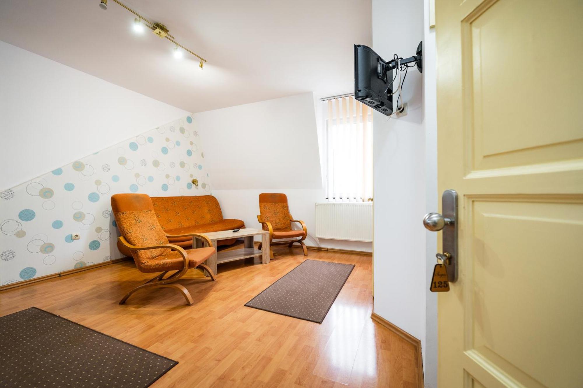 Hotel Sugas Sfântu Gheorghe Bagian luar foto