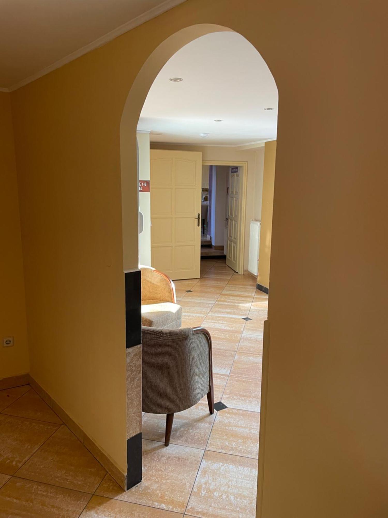 Hotel Sugas Sfântu Gheorghe Bagian luar foto